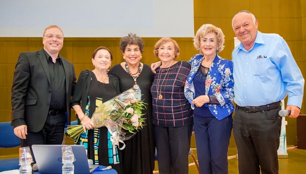 Dvora Kedar group photo