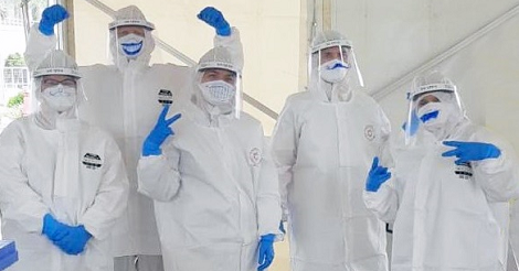 Student Volunteers in Personal Protective Equipment